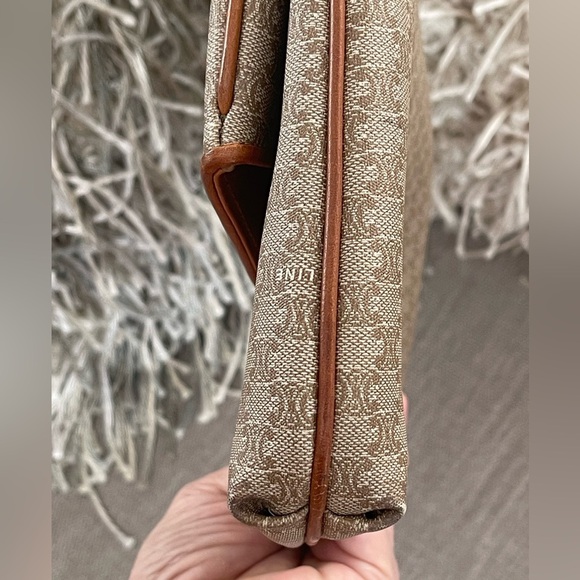 ⭐️CELINE Macadam Vintage Envelope Clutch Bag⭐️Always Authentic⭐️ - Picture 8 of 17